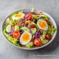 Ensalada Mixta con Huevo en 25 Minutos