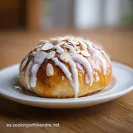 Pan Ovillo de Almendras y Canela: Brioche Artesanal para 12