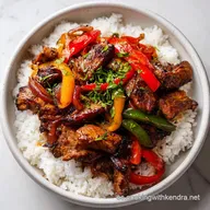 Tacu Tacu con Lomo Saltado: Receta Tradicional para 4 Porciones